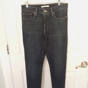 Levis 311 shaping skinny jeans
